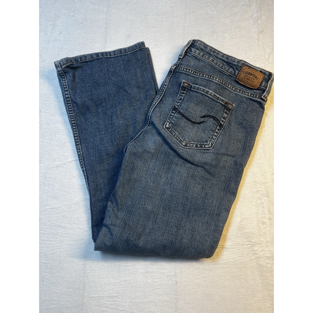 Levis Signature Low Rise Bootcut Jeans Women's Misses 12 Short Blue Medium Wash - Picture 12 of 12